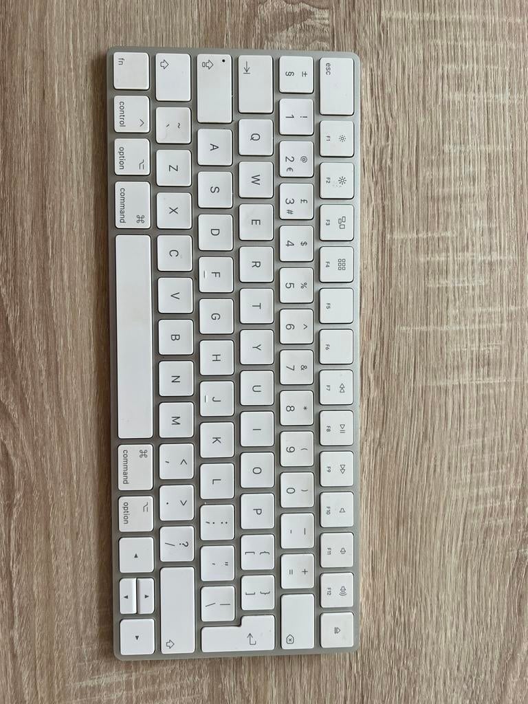 Apple Magic Keyboard, Ophalen, Zo goed als nieuw