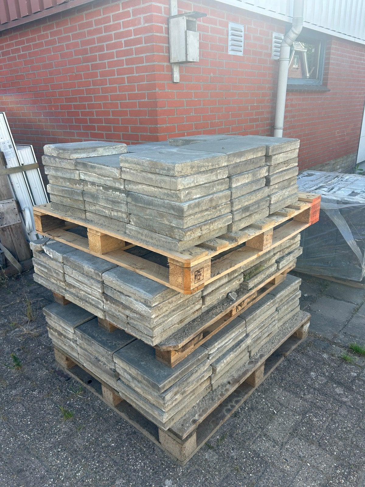 Betontegels 30x30x4,5cm ca. 18m2, Tuin en Terras, Tegels en Klinkers, Ophalen, Gebruikt, 10 m² of meer, Beton