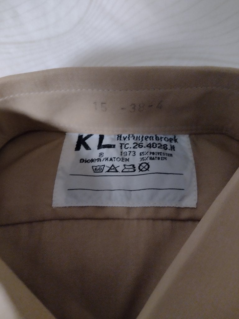 Nederlands militair (KL) overhemd met lange mouwen., Ophalen of Verzenden, Landmacht, Nederland, Kleding of Schoenen