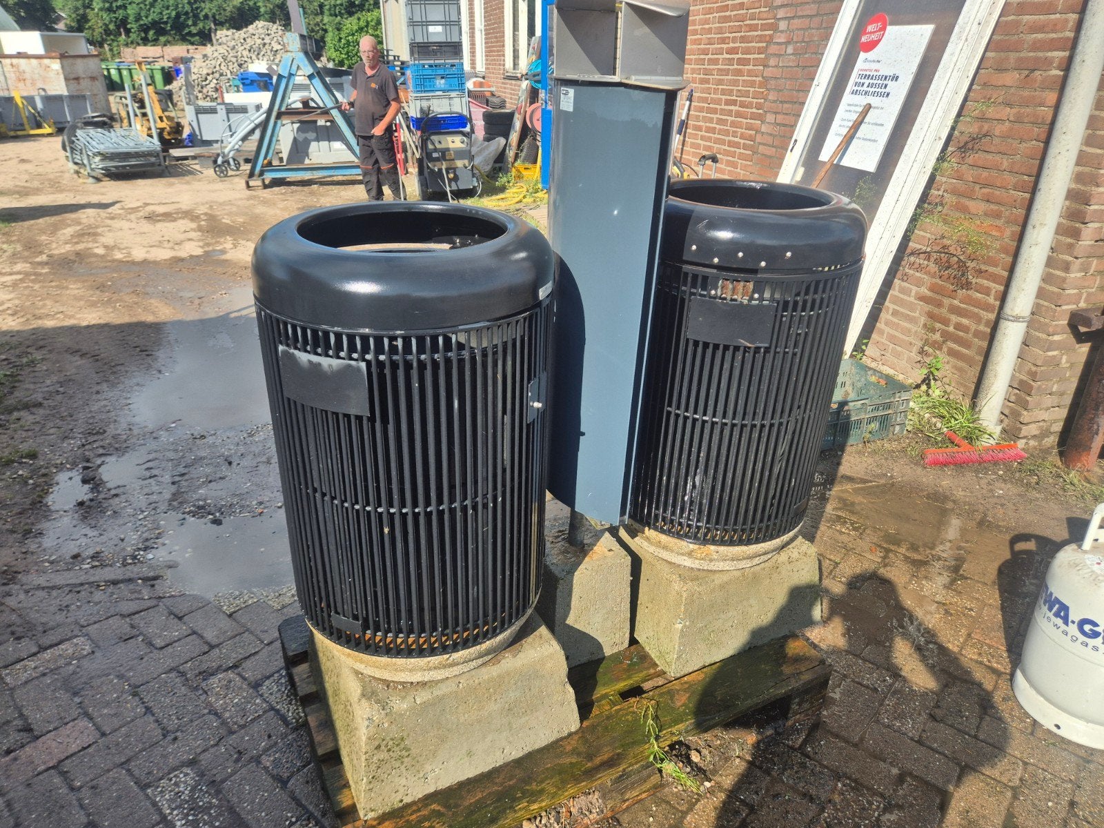 2x Vuilnisbak Afvalbak & 1x Asbak Straatmeubilair, ., 40 liter of meer, Ophalen of Verzenden, Zo goed als nieuw