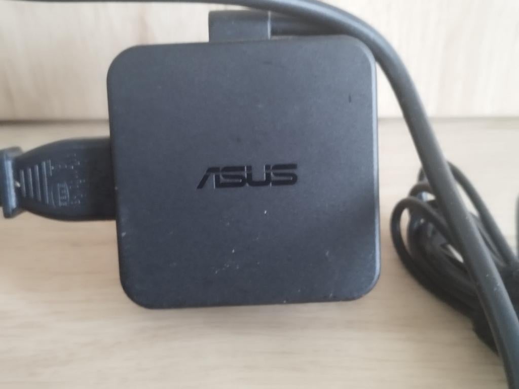 Asus AC Adapter Oplader 19V 3.42A Laptop Voeding, Ophalen of Verzenden, Gebruikt, Asus