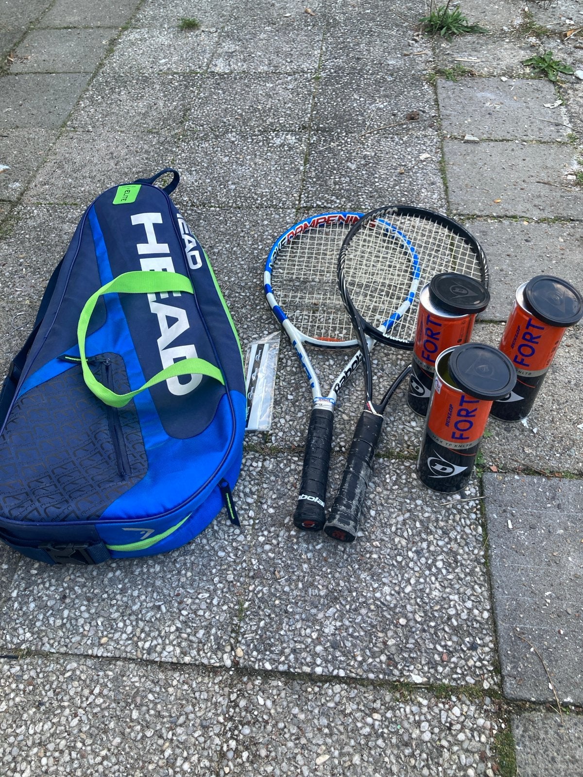 Complete tennisset: 2 rackets, tas en ballen, Ophalen, Gebruikt, Racket, Babolat