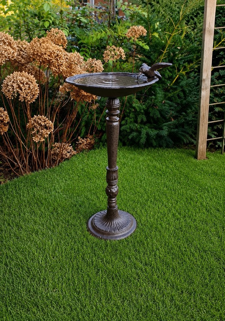 VOGELDRINKSCHAAL / GIETIJZER / 40 cm hoog