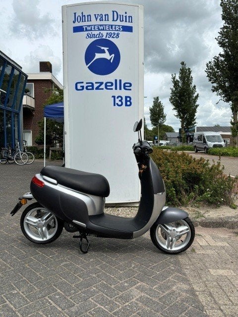 Ecooter E1 Demo met maar 20KM!, Fietsen en Brommers, Nvt., Elektrisch, Zo goed als nieuw, Ecooter