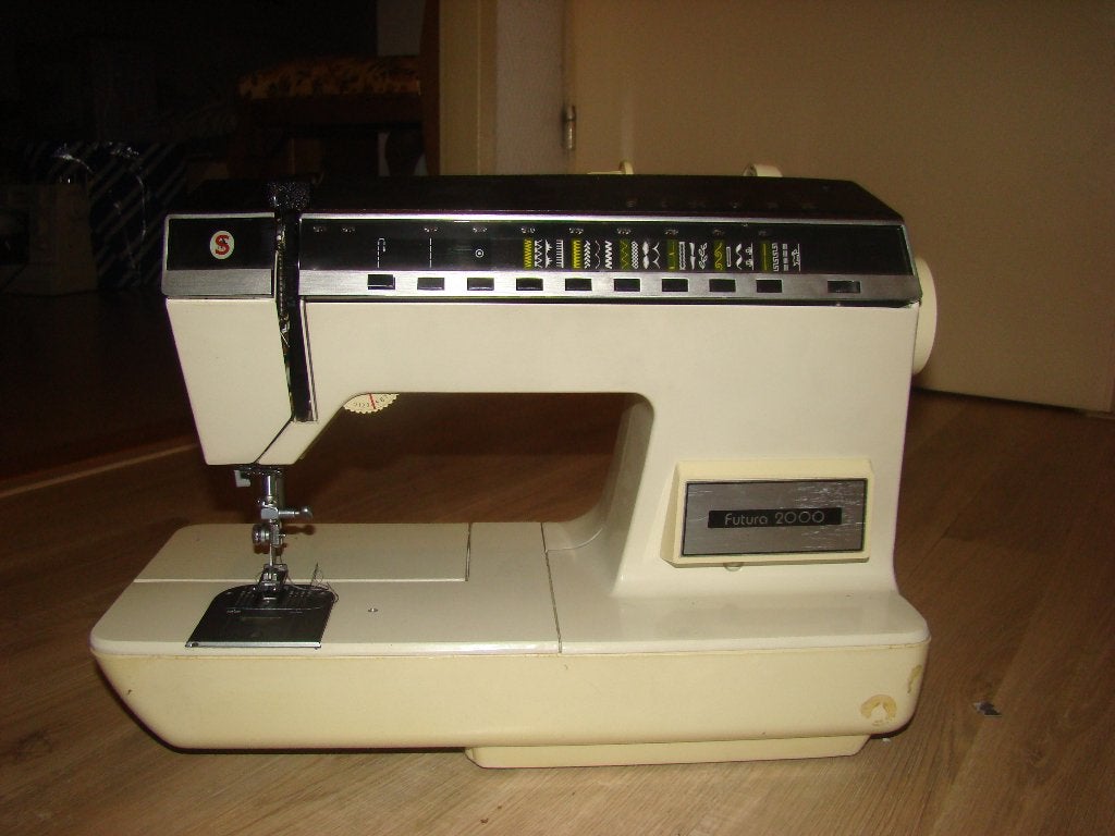 SINGER Futura 2000 Gebruikt., Ophalen of Verzenden, Gebruikt, Naaimachine, Singer
