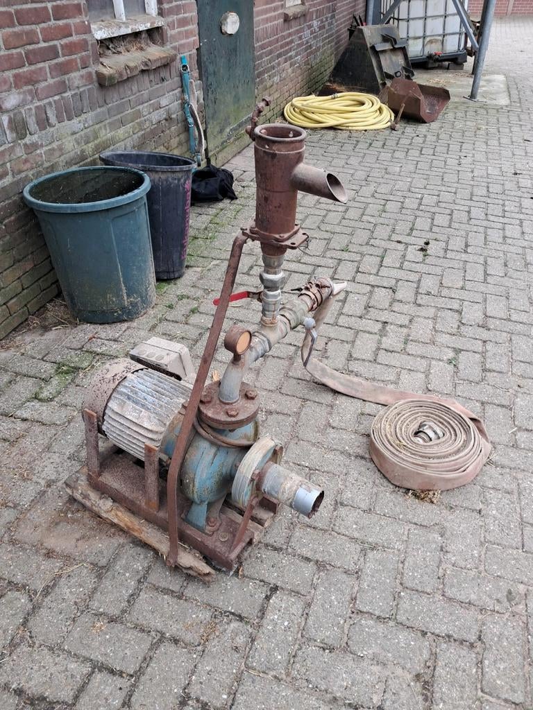 Waterpomp met motor en brandweerslang, Ophalen, Gebruikt, Elektrisch, Overige typen