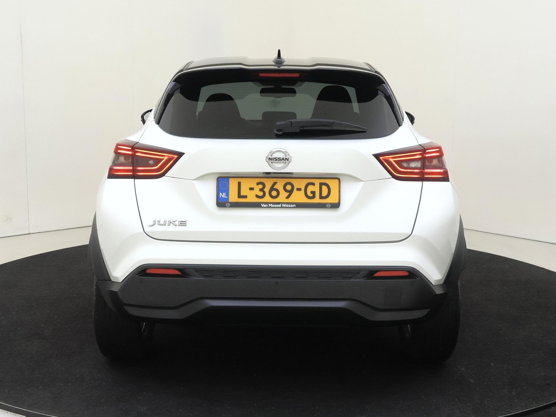 Foto 7 van Nissan Juke 1.0 DIG-T N-Connecta | BTW| Automaat | Navigatie