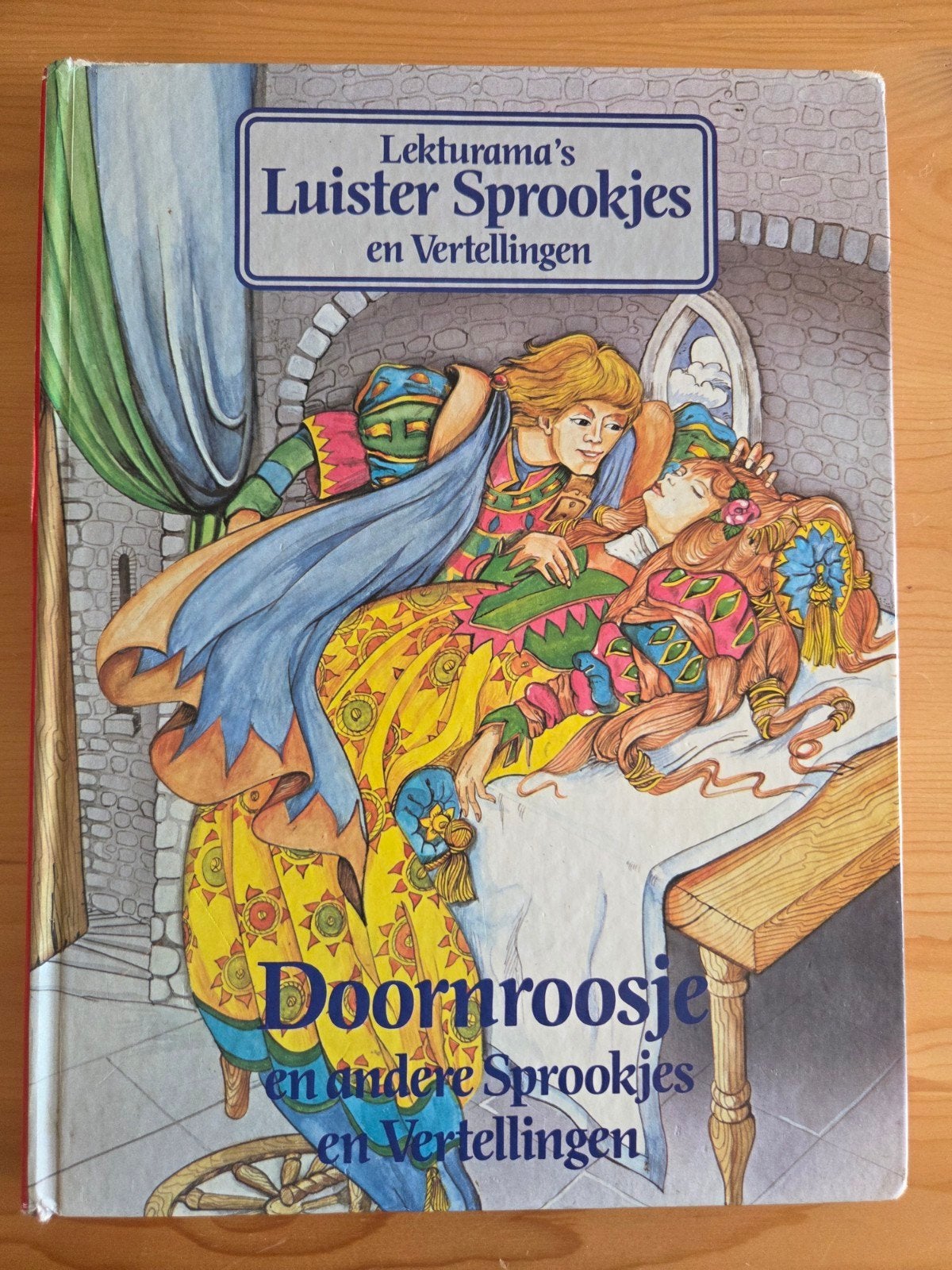 lekturama's luister sprookjes doornroosje, Ophalen of Verzenden, Gelezen