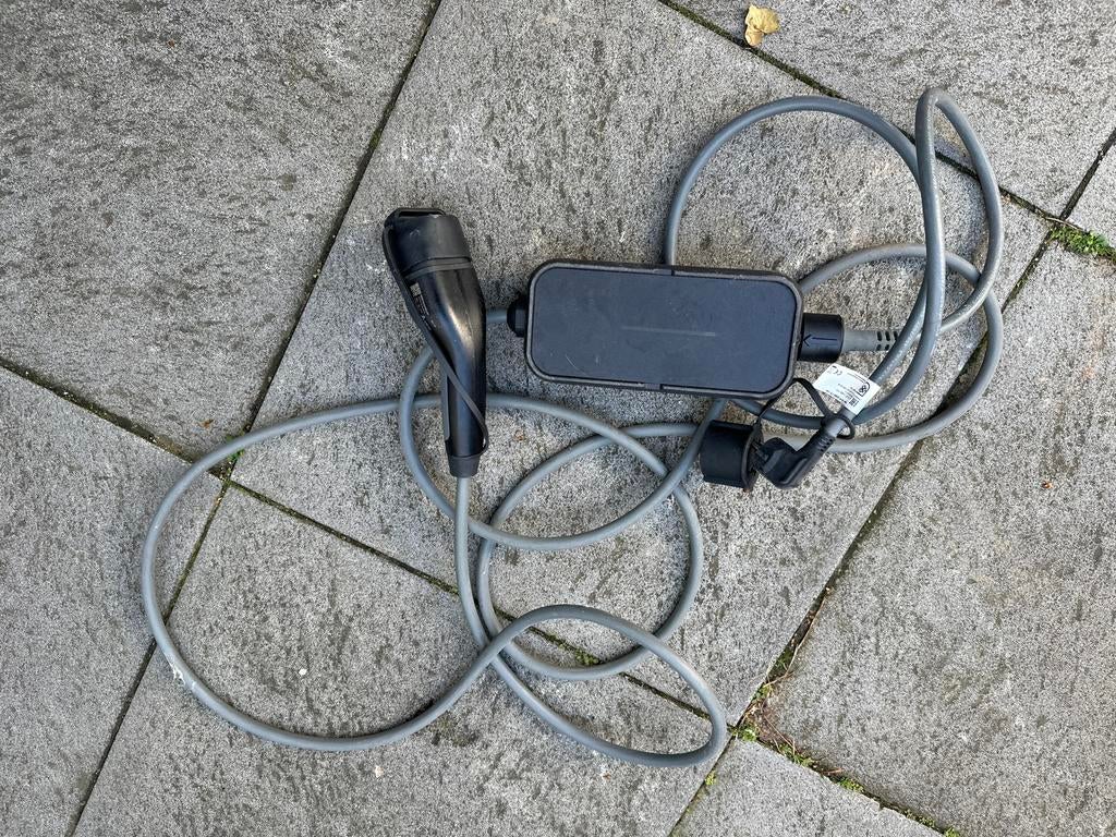 BMW/Mini Laadkabel voor elektrische auto met gewone stekker, Ophalen of Verzenden, Zo goed als nieuw, Laadkabel