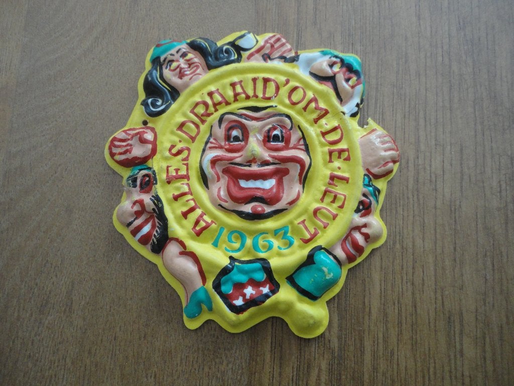 Carnaval Veldteken Krabbegat Bergen op Zoom 1963, Ophalen of Verzenden, Gebruikt, Figuurtje