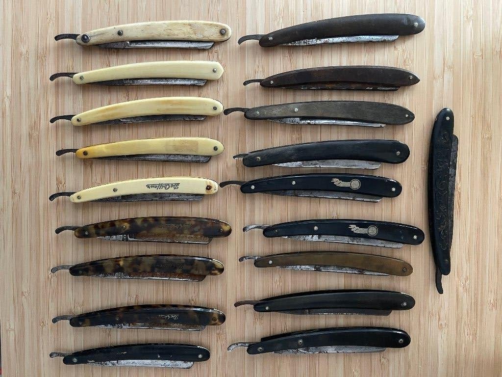 21 antieke rechte scheermessen en accessoires, Ophalen of Verzenden