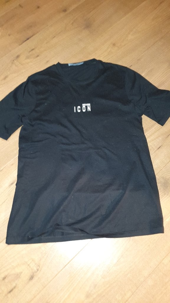 T-shirt Dsquared T-shirt maat L kleur zwart, Zwart, Maat 42/44 (L), Ophalen of Verzenden, Zo goed als nieuw