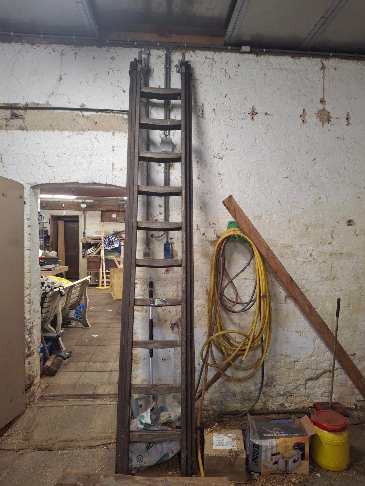 Oude houten ladder - uitschuifbaar, Doe-het-zelf en Verbouw, Ophalen, Gebruikt, Ladder, Opvouwbaar of Inschuifbaar