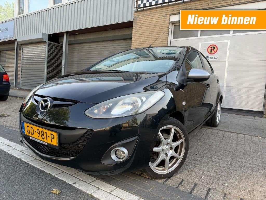 Mazda 2 1.3 Silver Edition AIRCO NAVI PDC ZEER NETTE AUTO AP, Euro 5, Gebruikt, 31 €/maand, 4 cilinders