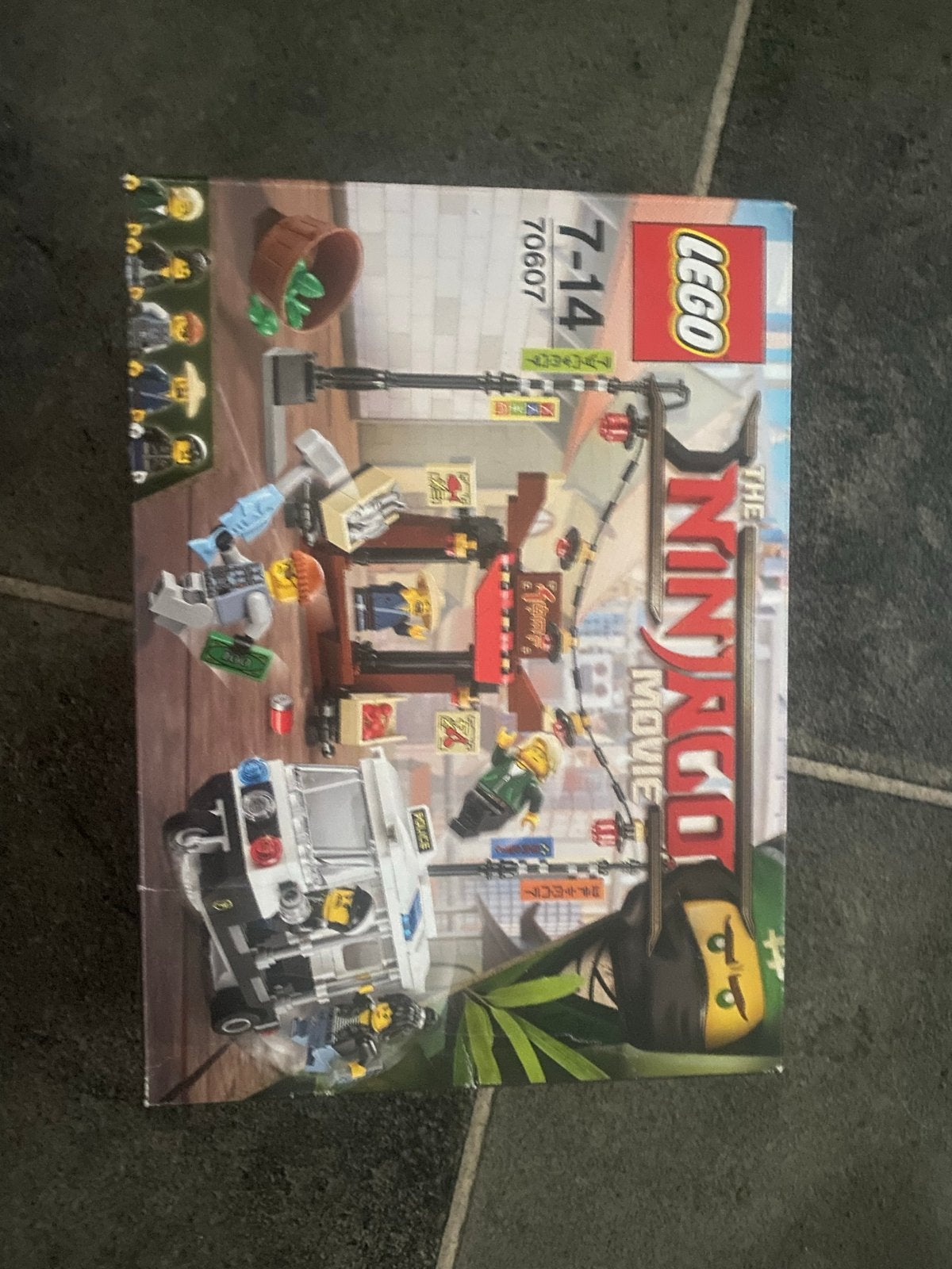 LEGO Ninjago 70607: Achtervolging in de stad, Kinderen en Baby's, Lego, Ophalen of Verzenden, Zo goed als nieuw, Compleet