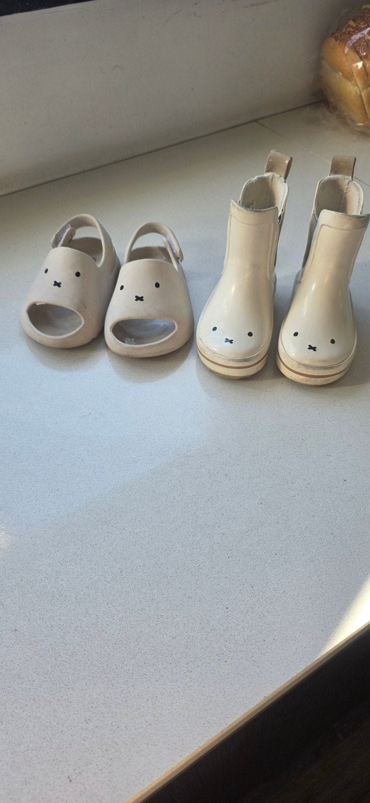 Nijntje laarzen en slippers - Maat 20/21, Ophalen, Gebruikt, Jongen of Meisje, Nijntje