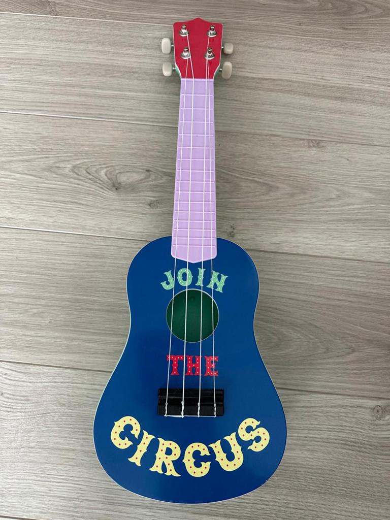Leuke kinderukelele 'Join the Circus', Ophalen, Zo goed als nieuw, Ukelele