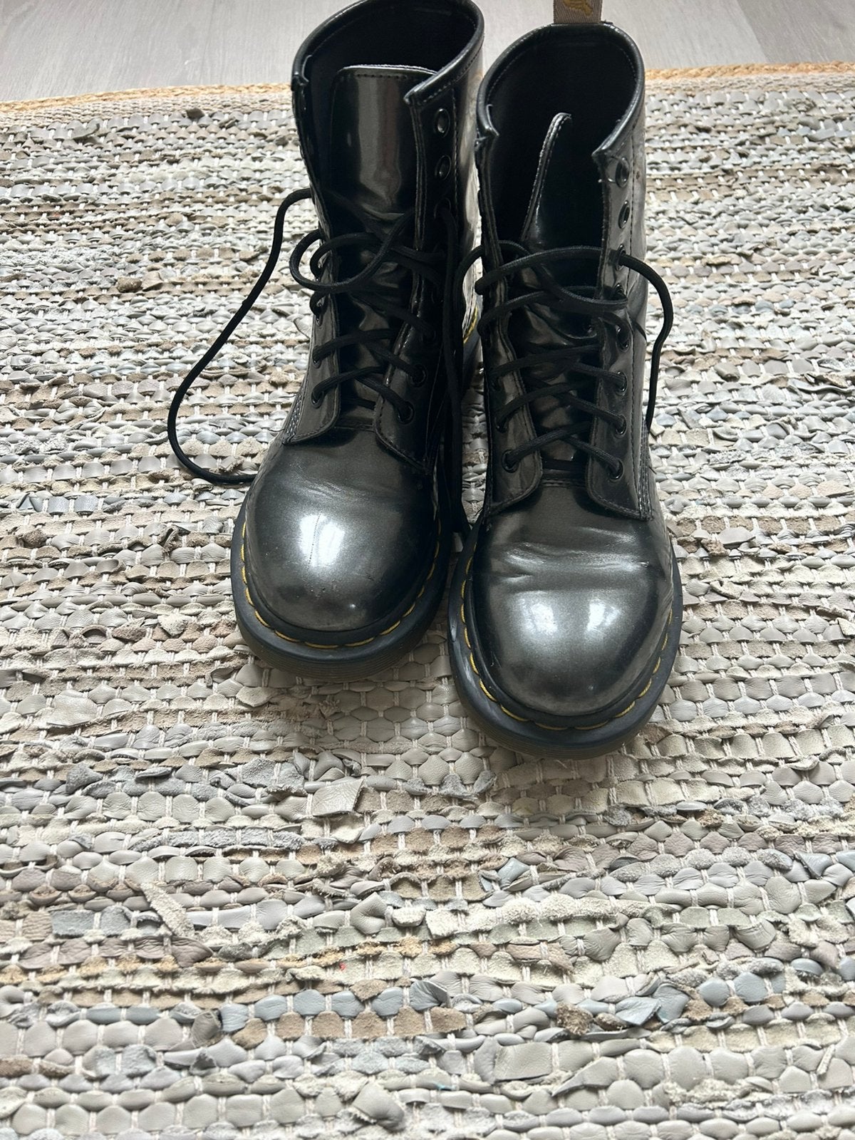 Dr. Martens, Kleding | Dames, Schoenen, Ophalen of Verzenden, Zo goed als nieuw, Zwart