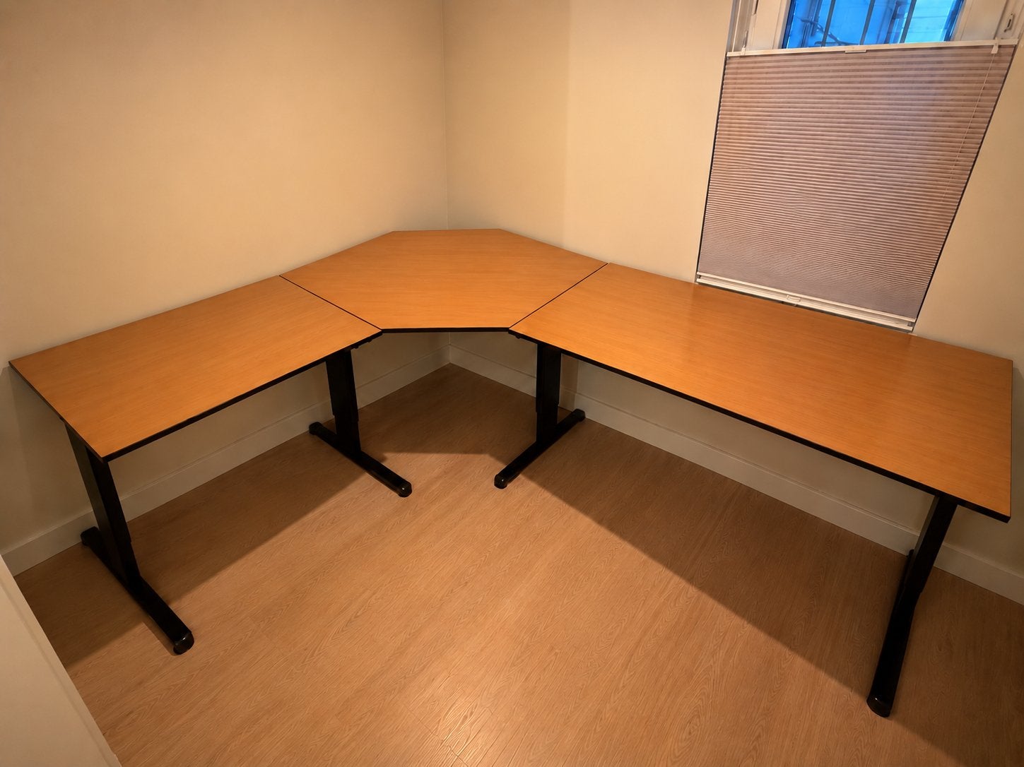 Groot 3-delig hoekbureau / L-bureau – 80 + hoek + 120 cm, Huis en Inrichting, Ophalen, Hoekbureau, Bruin, Zo goed als nieuw