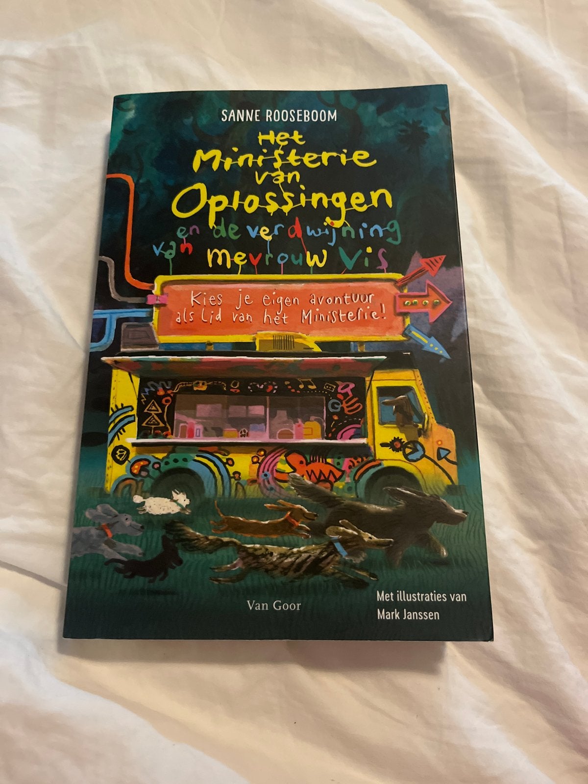 Het Ministerie van Oplossingen - Sanne Rooseboom, Boeken, Ophalen of Verzenden, Nieuw, Fictie