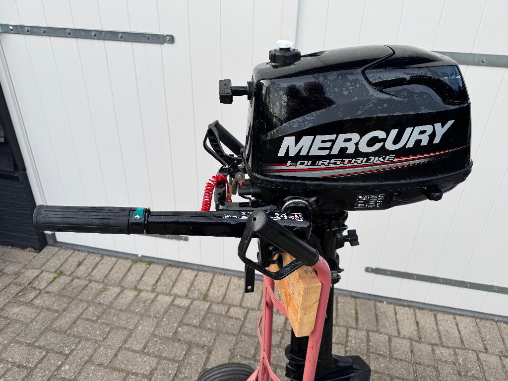 Mercury buitenboord motor 4 Pk langstaart., Ophalen, Minder dan 5 pk, Zo goed als nieuw, Buitenboordmotor