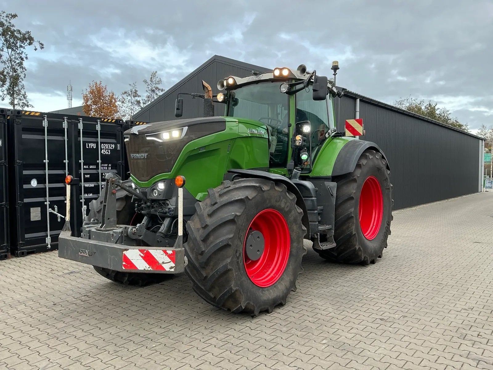 Fendt 1050 Vario Tractor - Krachtige en Betrouwbare Machine, Gebruikt, 2500 tot 5000, Ophalen of Verzenden, Meer dan 160 Pk