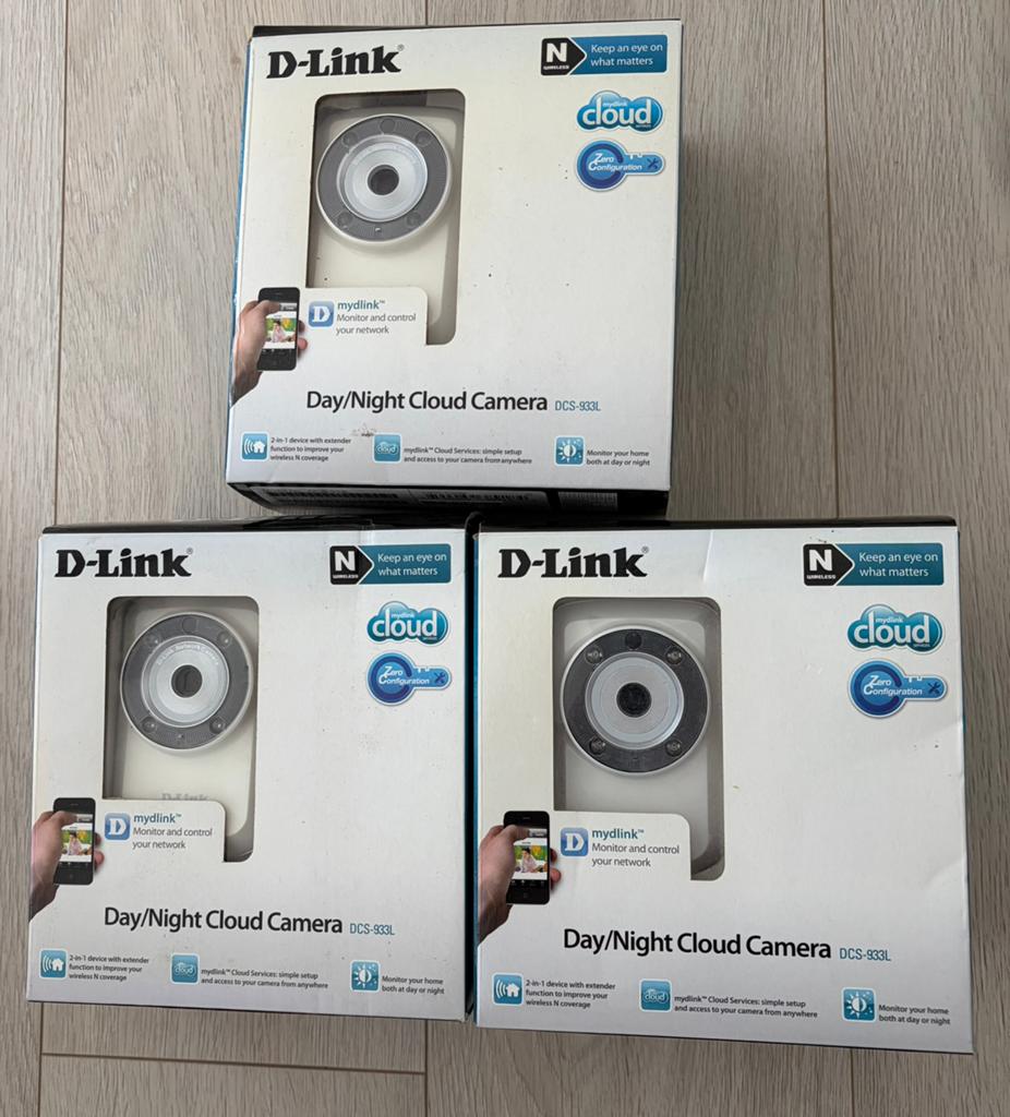 3x D-Link Day/Night Cloud Camera DCS-933L, Ophalen of Verzenden, Zo goed als nieuw, Binnencamera
