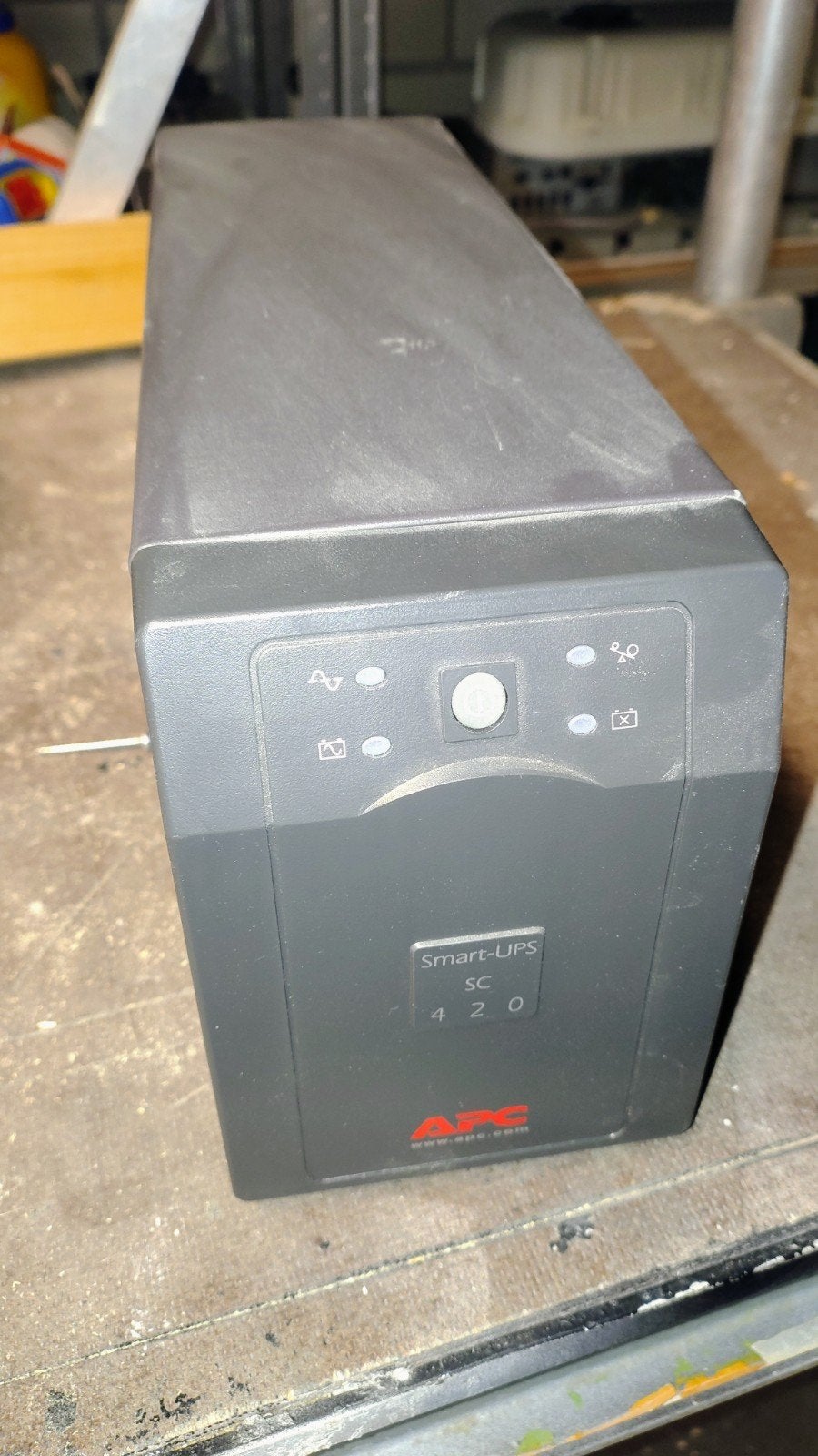 APC Smart-UPS SC 420 en 620 UPS (Noodstroomvoeding), Ophalen of Verzenden, Gebruikt