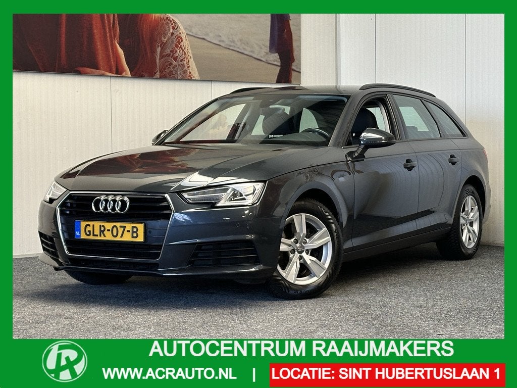 Audi A4 AVANT 35 TDI SPORTLINE S BLACK EDITION AUTOMAAT NAVI, Auto's, Audi, Stof, Gebruikt, Euro 6, 4 cilinders