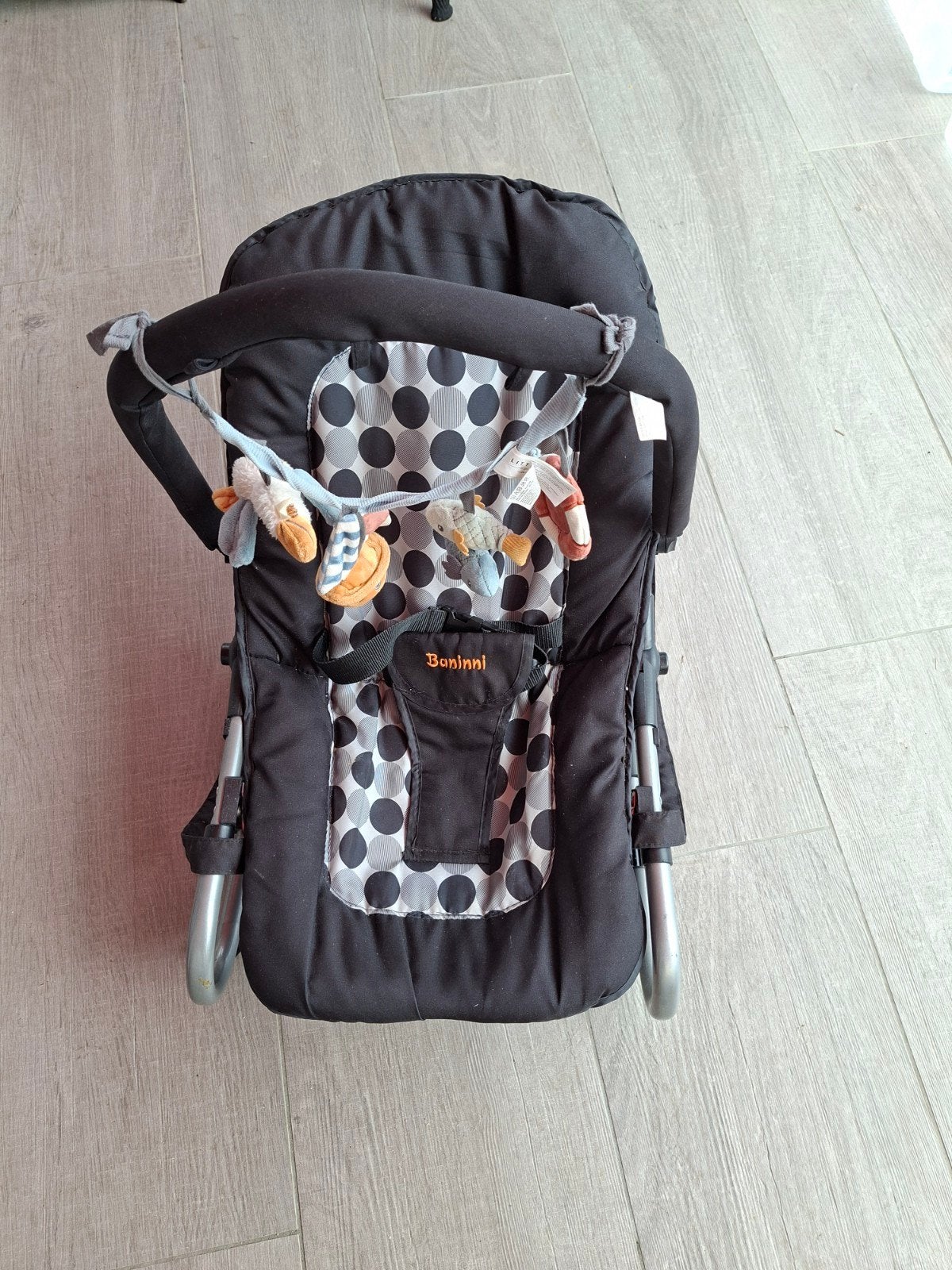 Baninni wipstoel- Zwart met stippen, Kinderen en Baby's, Gebruikt, Buik, Draagzak, Ophalen