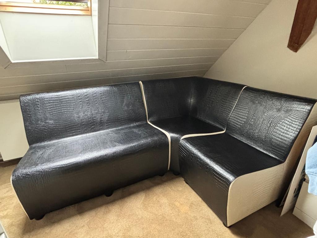 SALON AMBIENCE  lounge hoekbank skai leder, Huis en Inrichting, Banken | Complete zithoeken, Zo goed als nieuw, Ophalen