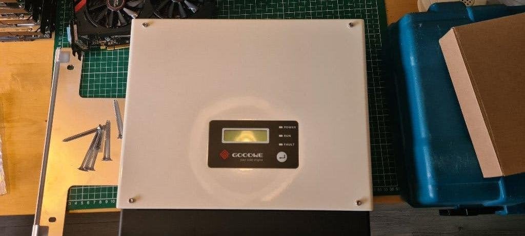 Goodwe GW2000-ns omvormer voor zonnepanelen, Ophalen of Verzenden, Gebruikt