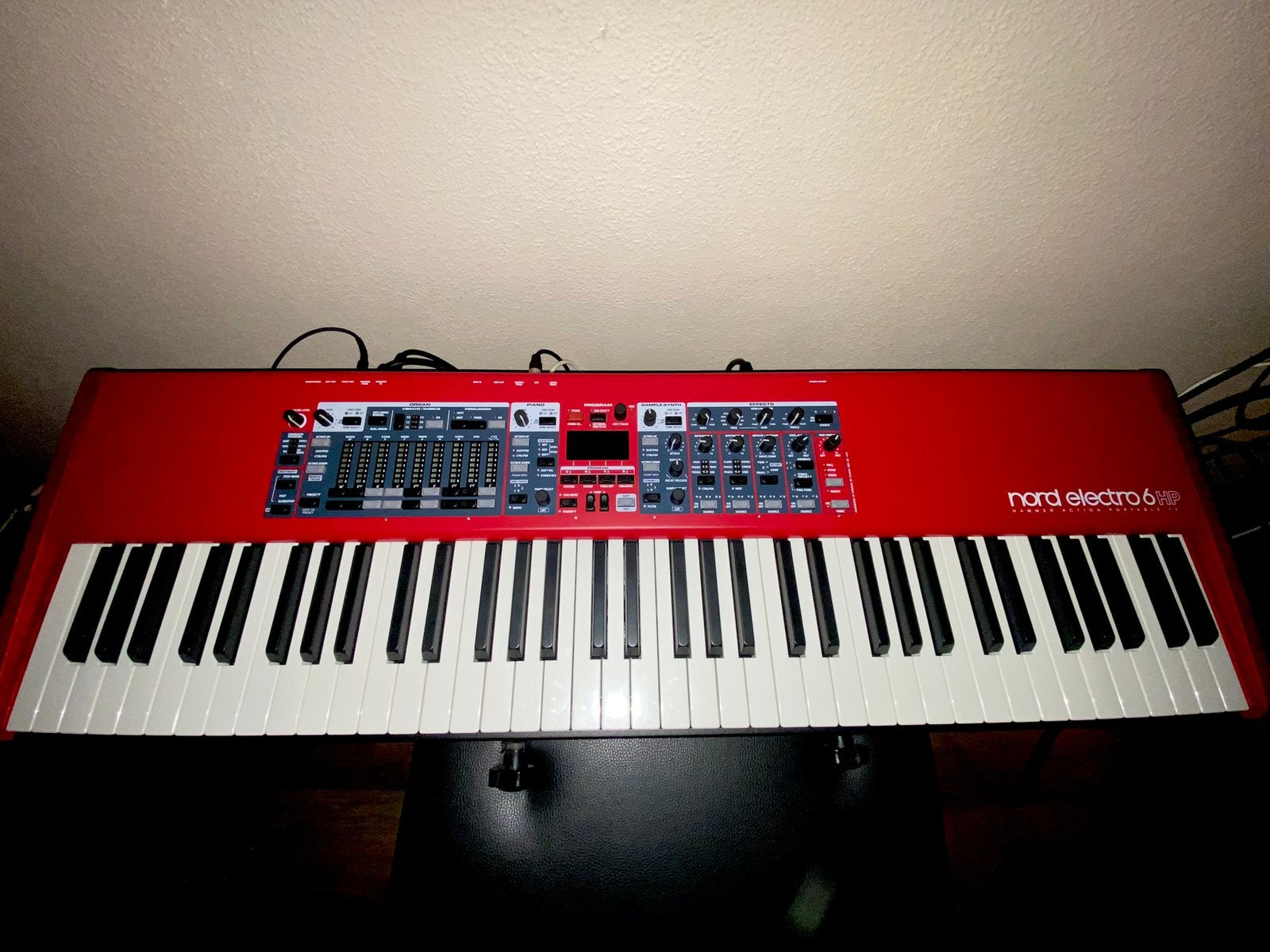 Nord electro 6 HP 73 toetsen, Muziek en Instrumenten, Synthesizers, Gebruikt, Overige aantallen, Met midi-aansluiting, Ophalen