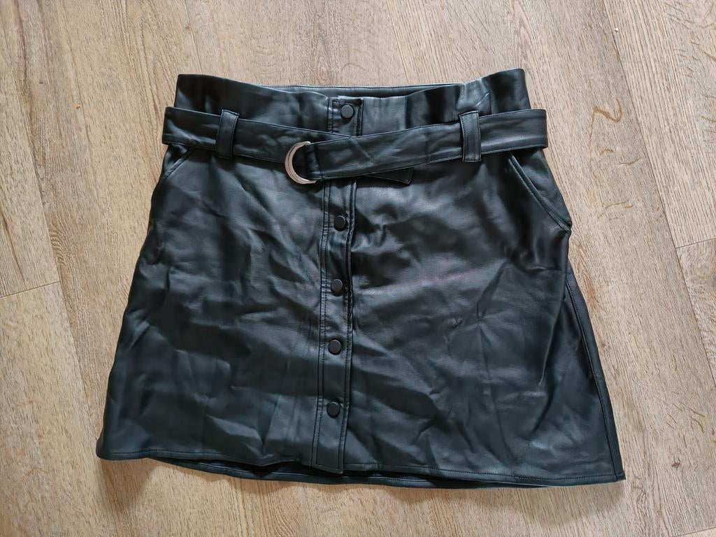 Leatherlook rok Eksept (Shoeby) maat M., Ophalen of Verzenden, Gedragen, Zwart, Boven de knie