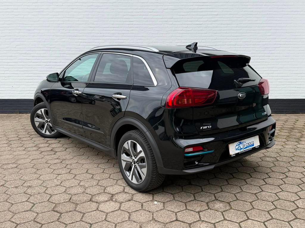 Kia E-Niro DynamicPlusLine 64 kWh l 3FASE l ACC l SOH 97% l, Auto's, Kia, Gebruikt, Zwart, 1712 kg, 46 min