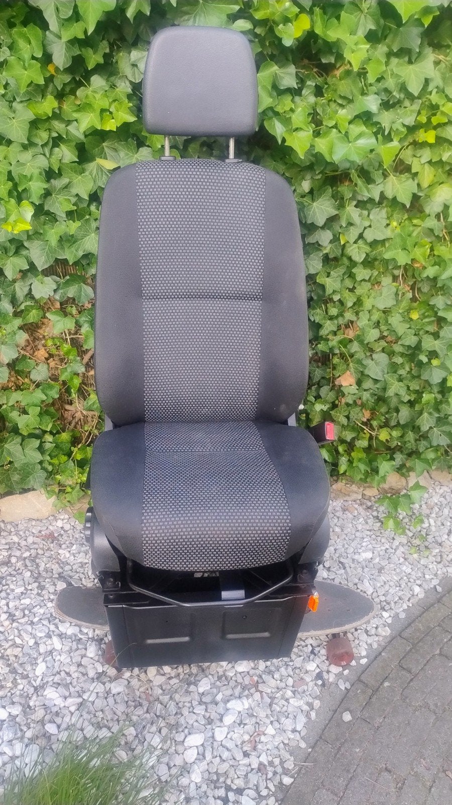 Bijrijdersstoel met draaiplateau voor Sprinter/Crafter 906, Ophalen, Mercedes-Benz