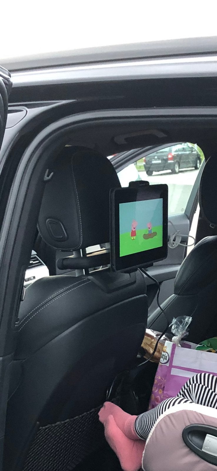 InCarBite Rear Seat Entertainment in Car, Verzenden, Zo goed als nieuw