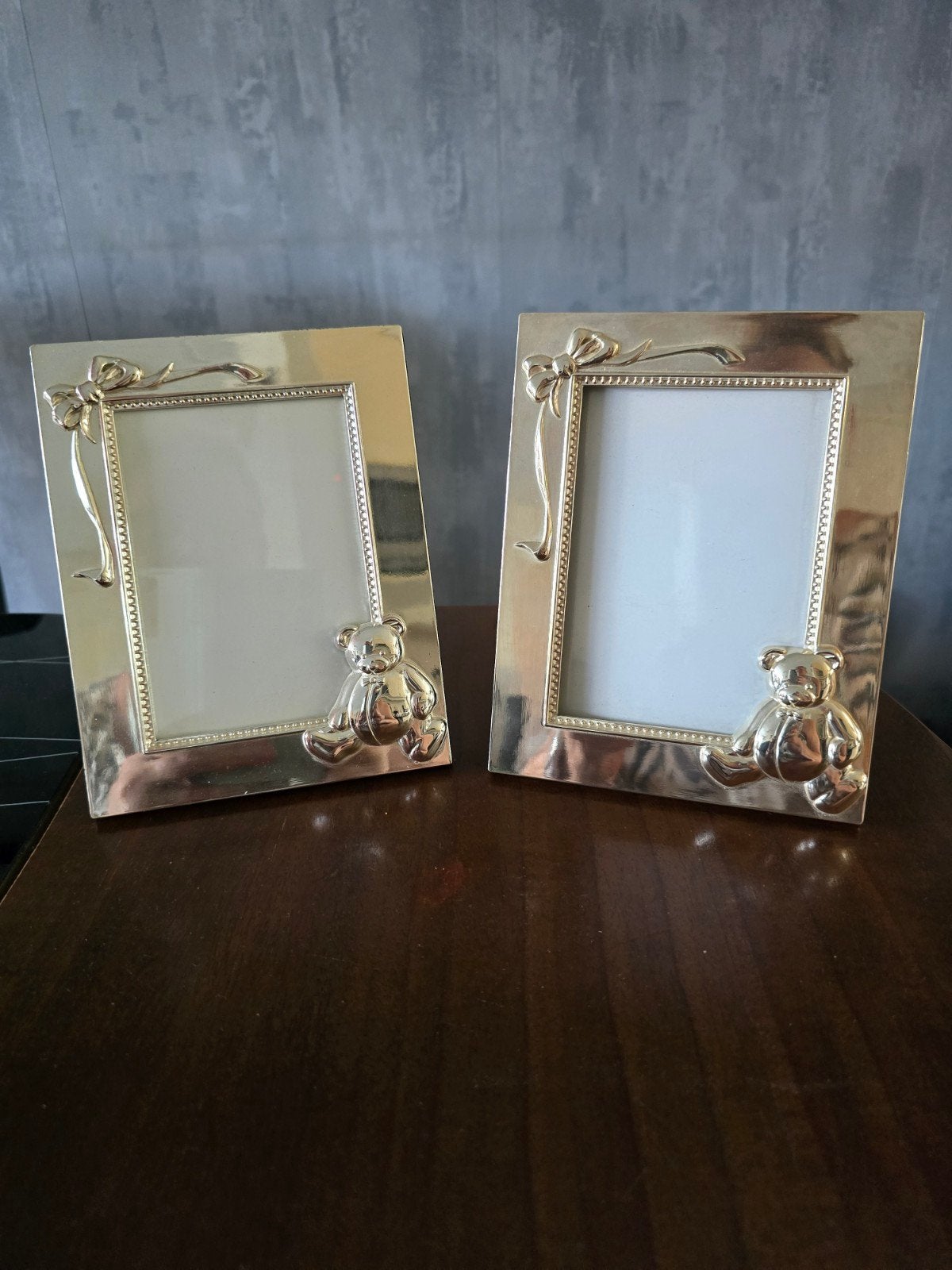 2 verzilverde kinder fotolijsten, Ophalen of Verzenden, Zo goed als nieuw, Hangend, Overige typen