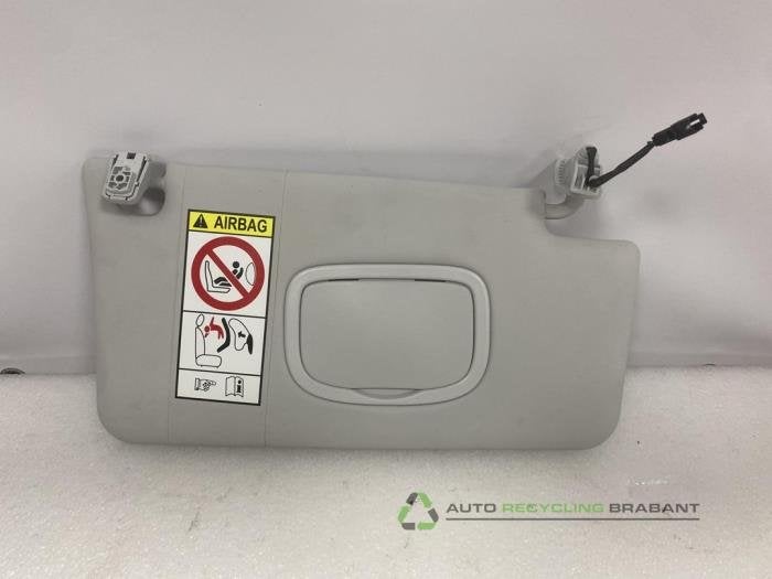 Zonneklep van een Jeep Renegade, Jeep, Gebruikt, -, -
