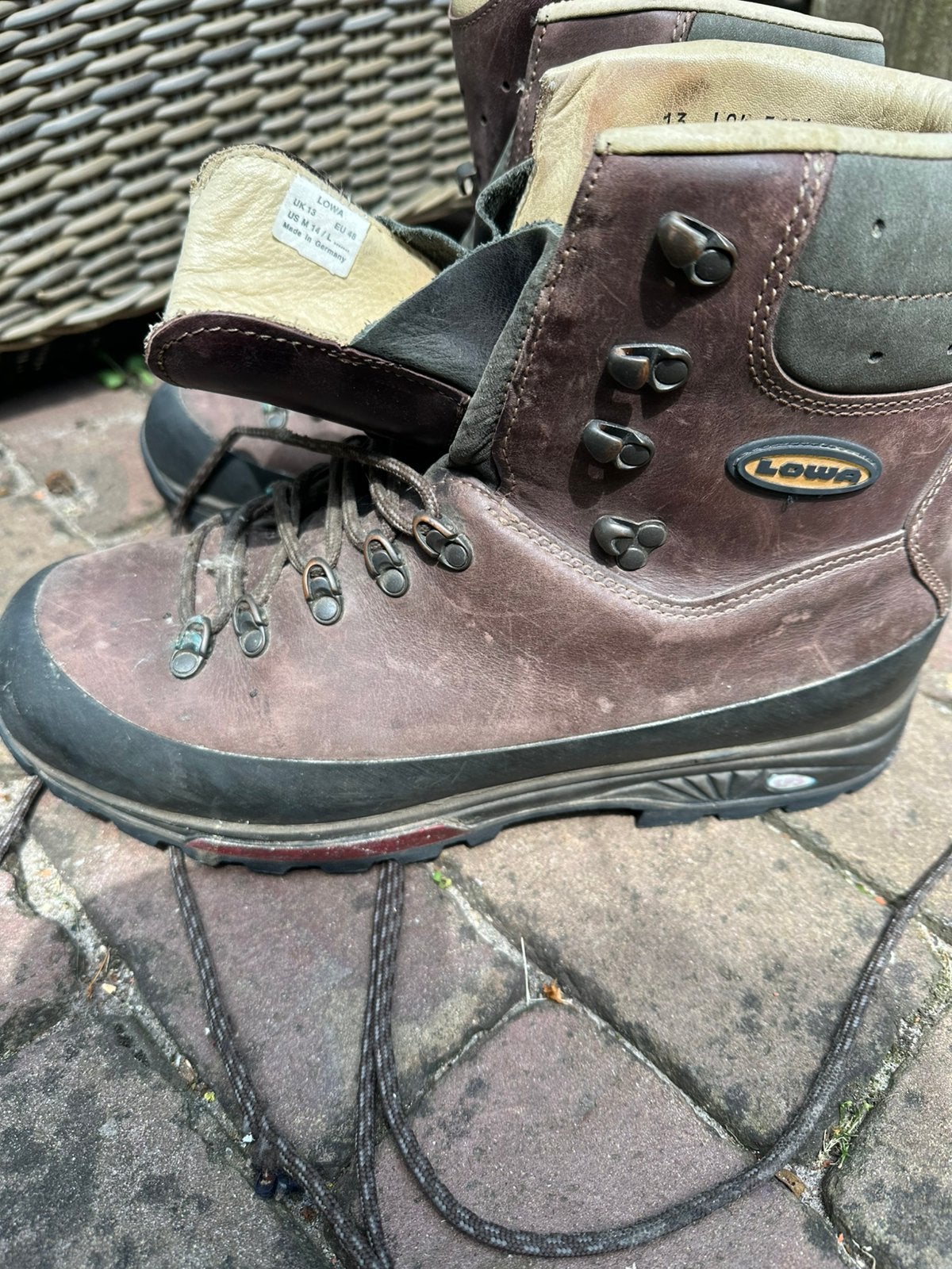 Lowa Bergschoenen voor heren  maat 48 (goed voor maat 47), Ophalen of Verzenden, Zo goed als nieuw, Schoenen