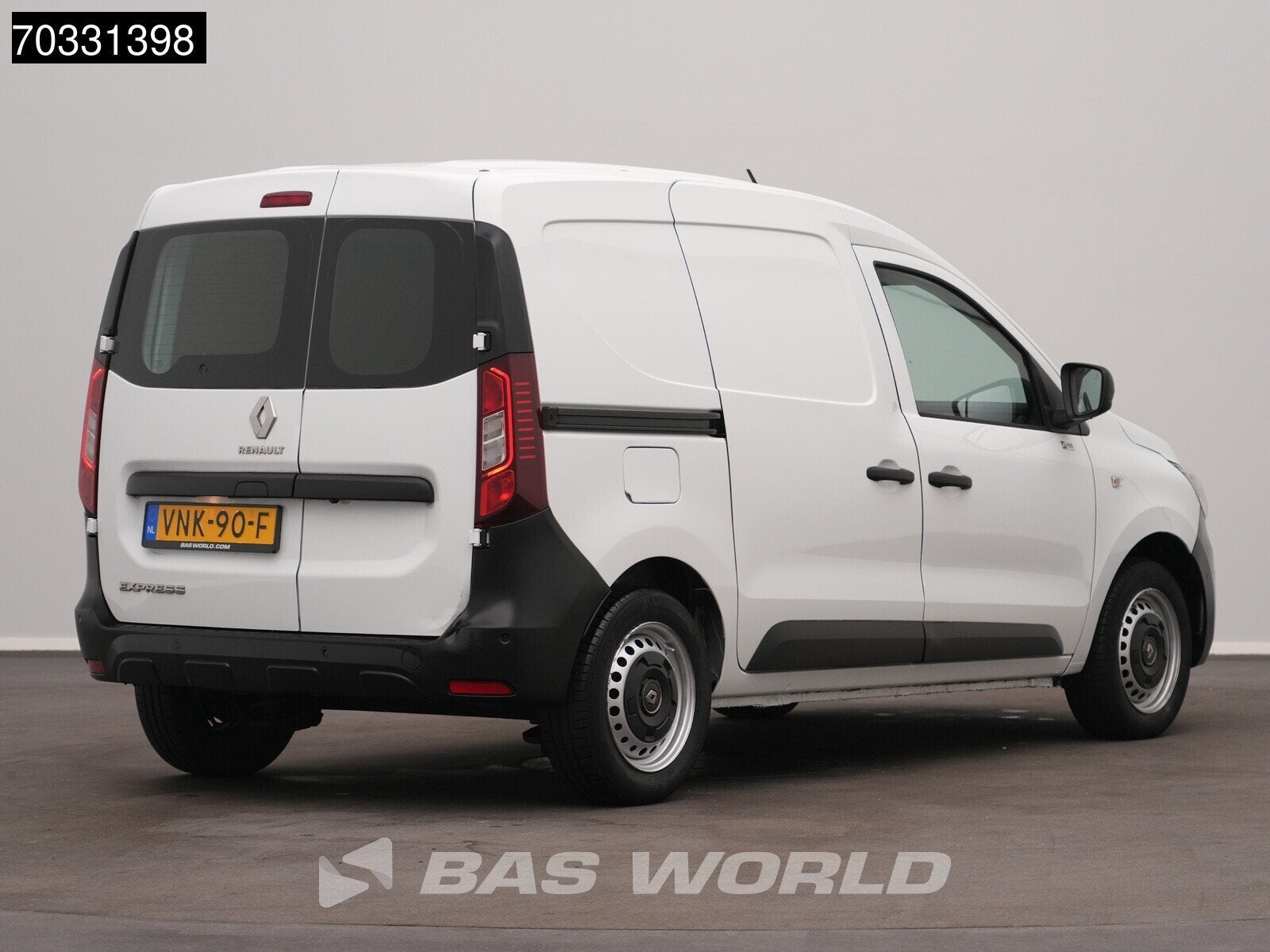 Renault Express 75pk L1H1 Navi Airco Cruise Cmaera Parkeerse, Auto's, Gebruikt, Euro 6, 4 cilinders, Renault