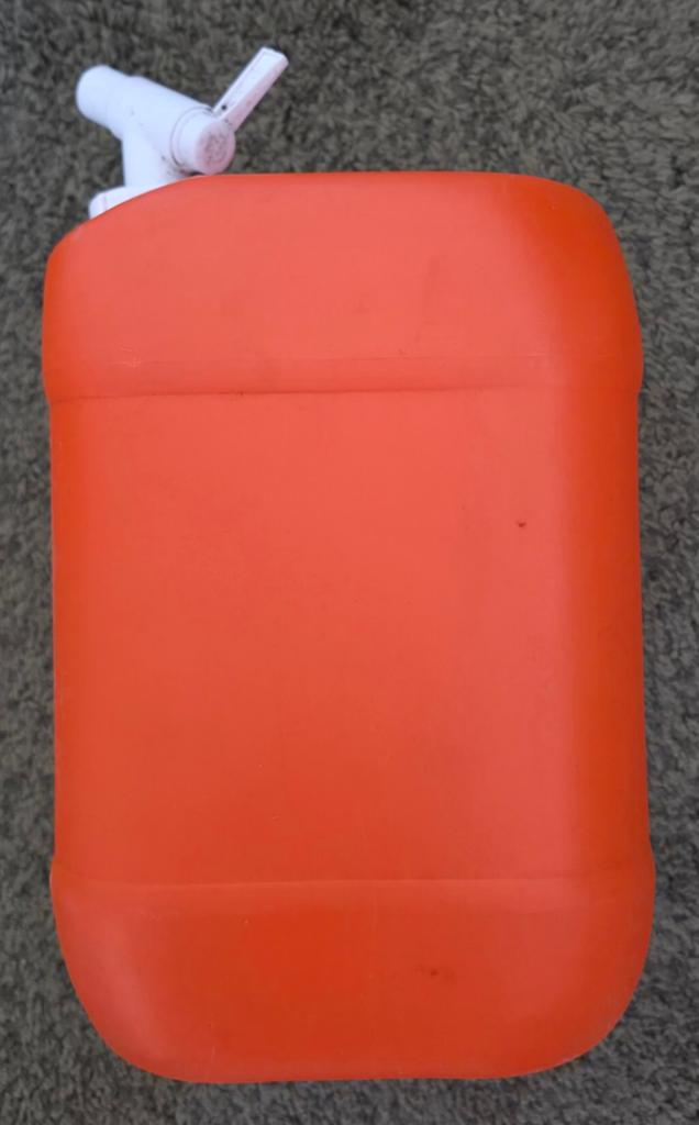 Jerrycan watertank 10 liter met kraantje, Ophalen of Verzenden