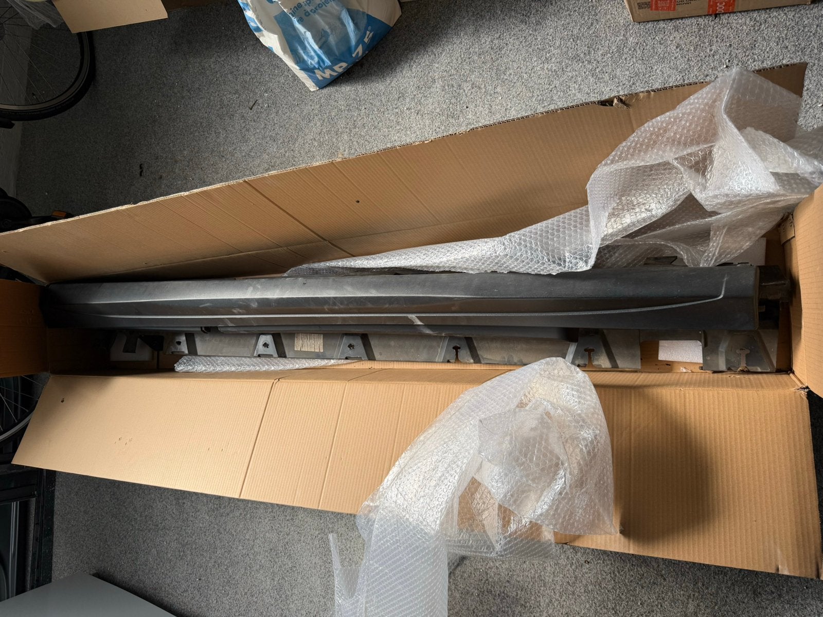 Originele Sideskirt Mercedes GLC Links Rechts X254 W254 C254, Auto-onderdelen, Ophalen of Verzenden, Nieuw, Links, Mercedes-Benz