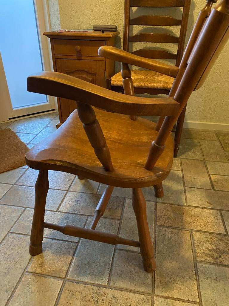 Massief eiken Captains chair, Ophalen, Gebruikt, Bruin, Eén