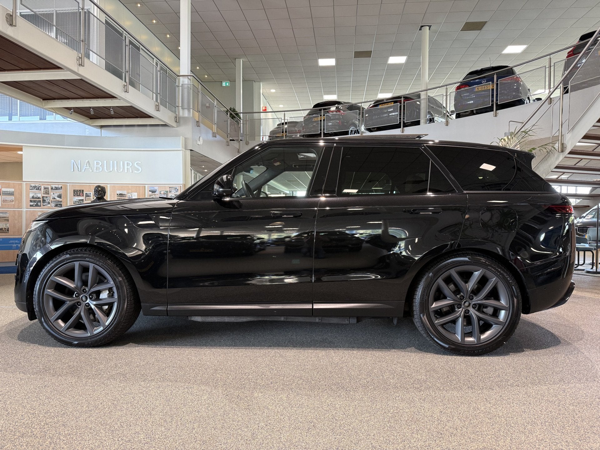 Land Rover Range Rover Sport 3.0 P460e Dynamic SE PHEV, Gara, Automaat, Zwart, Leder, Bedrijf