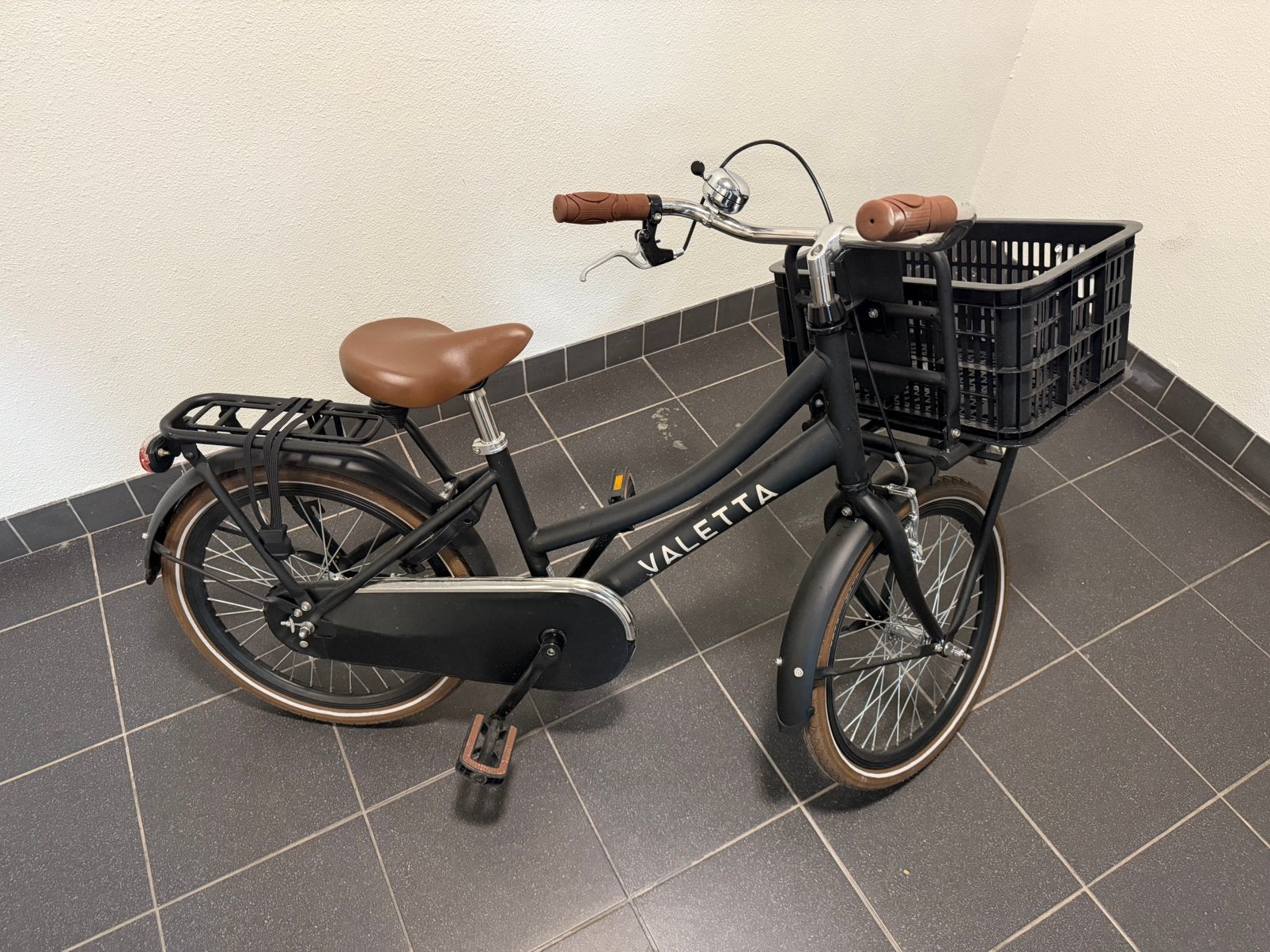 Valetta Meisjesfiets 20 inch ZGAN, Ophalen, Zo goed als nieuw, Terugtraprem, 20 inch of meer