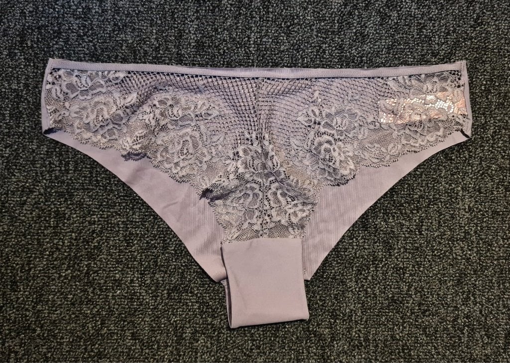 Invisible Brazilian Lace Front kleur Grijs maat M (965), Hunkemöller, Ophalen of Verzenden, Overige kleuren, Slip