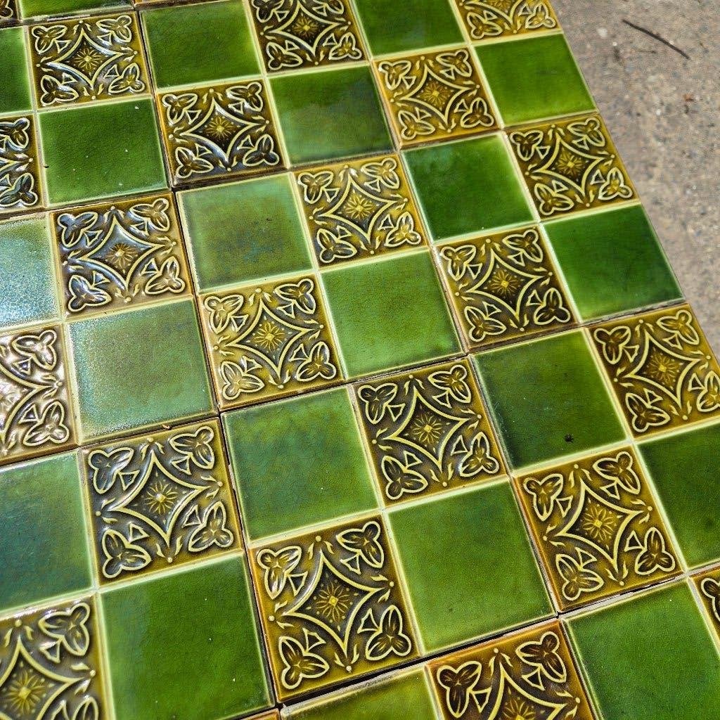 Set van 31 art nouveau tegels, viervlaks 15x15cm