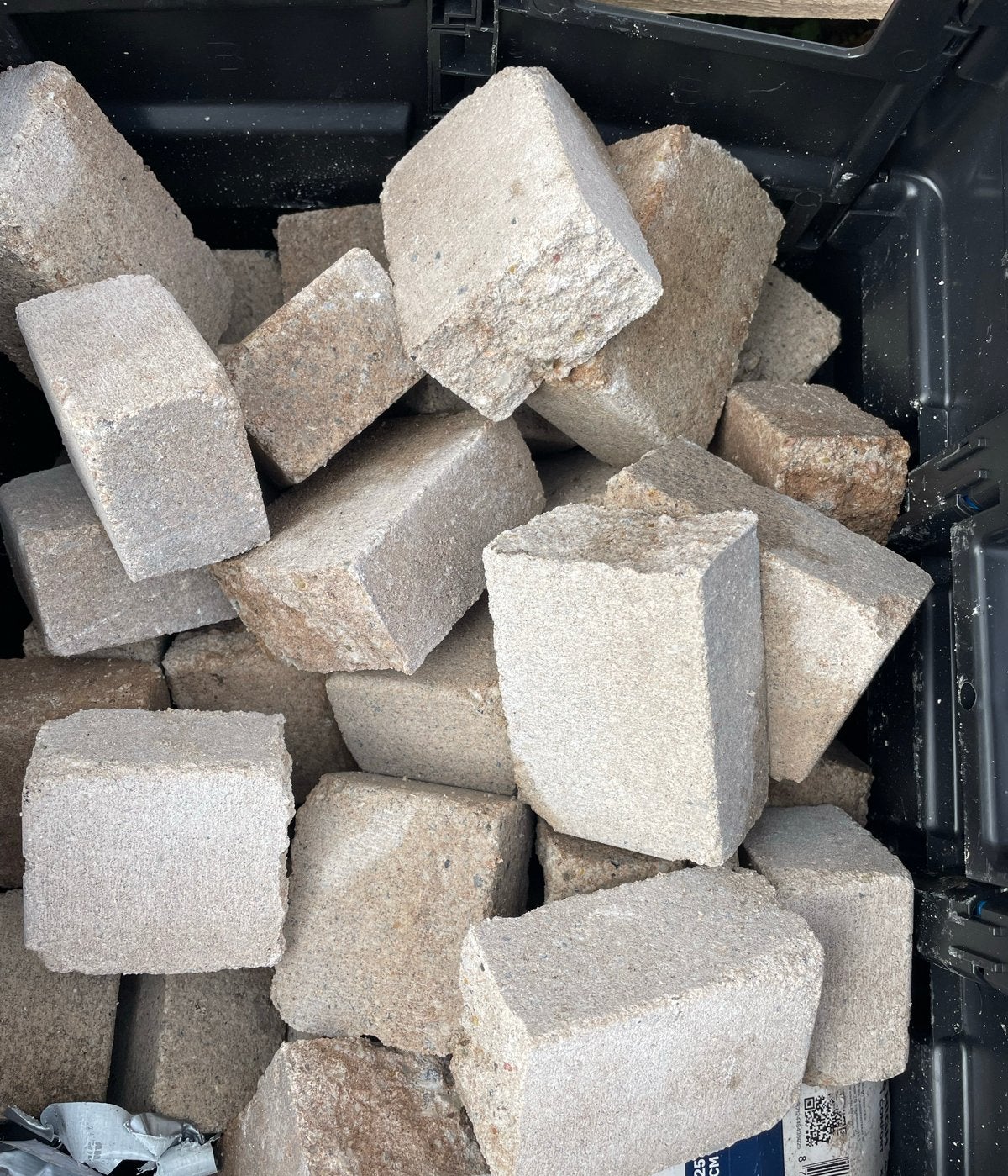 Gratis Tumbelton Goya waaltjes delen (restpartij), Ophalen, Gebruikt, Klinkers, Minder dan 5 m²