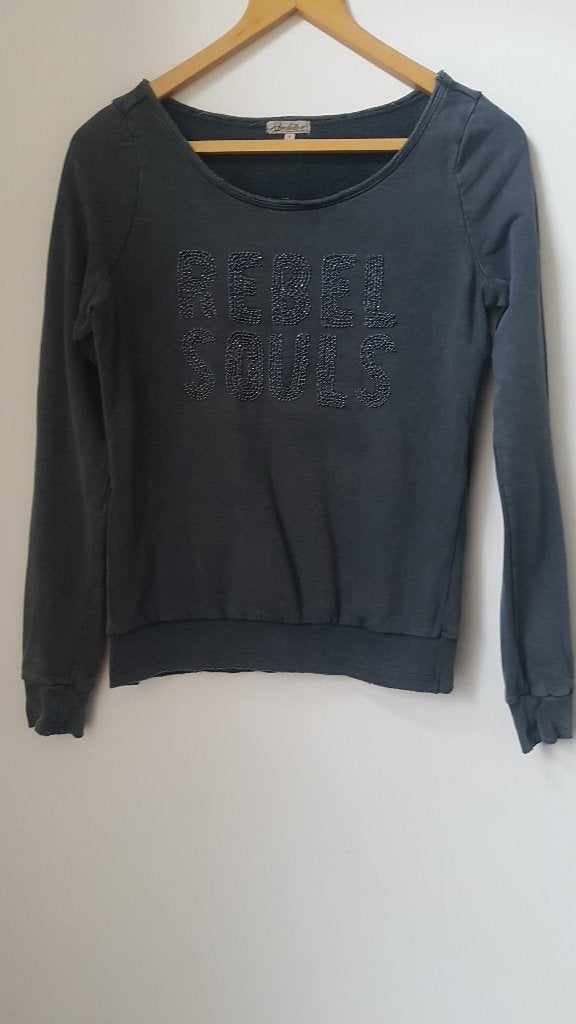 Vest, maat 36, met Rebel Souls opdruk Merk Revelation, Ophalen, Zo goed als nieuw, Maat 36 (S), Grijs